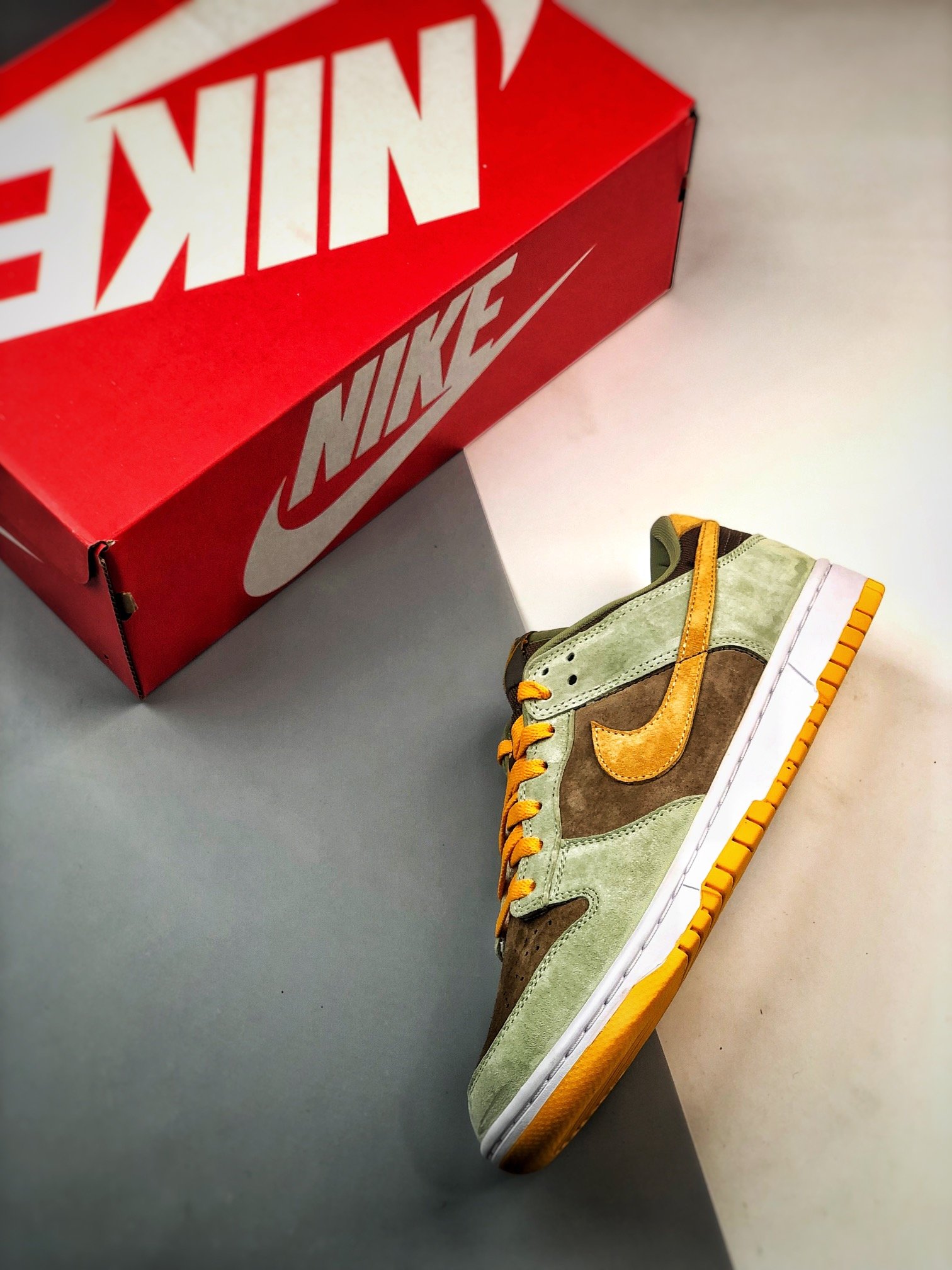 320 Nike Dunk Low SE "Dusty Olive" 绿棕橙配色DH5360-300