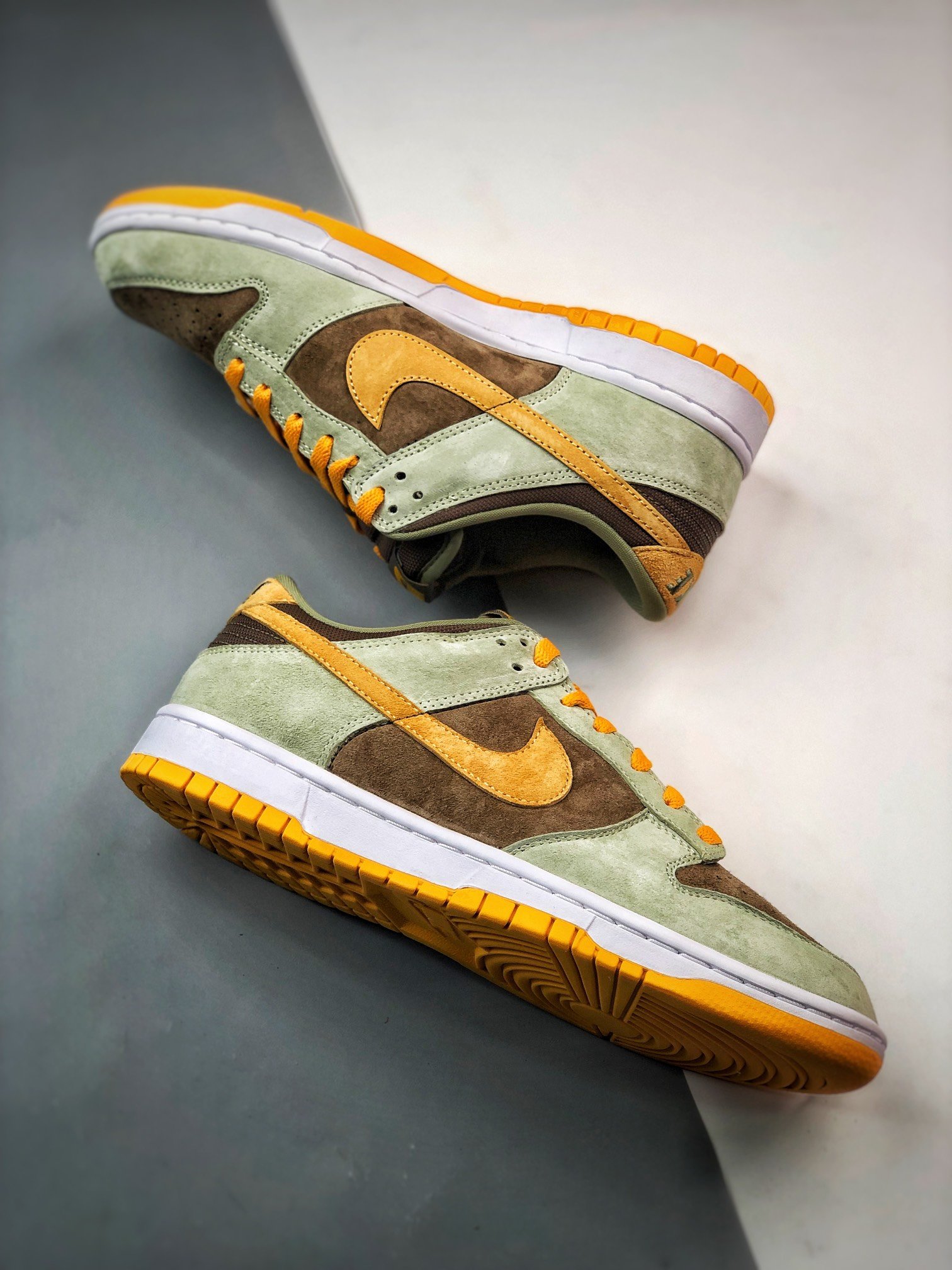 320 Nike Dunk Low SE "Dusty Olive" 绿棕橙配色DH5360-300